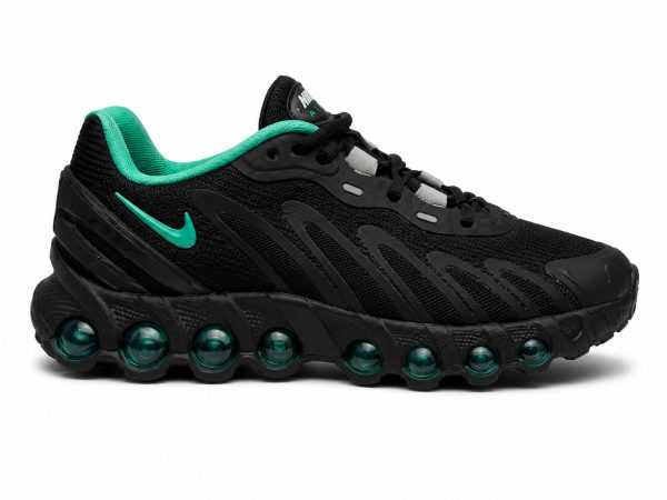 Nike Air Max DN8 "Black Green Strike